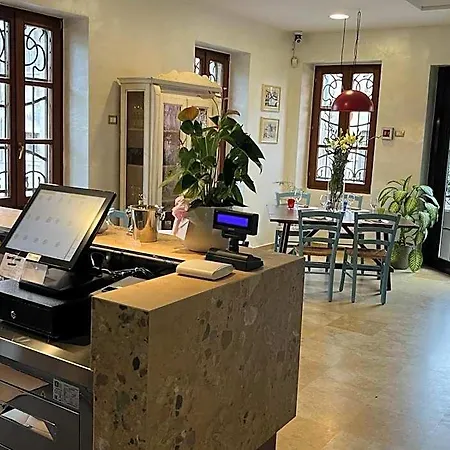 Moscal Hotel